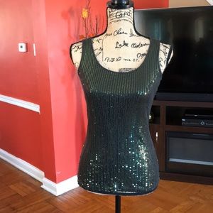 GAP DARK GRREN WITH SEQUIN TANK TOP “S”🔥💫